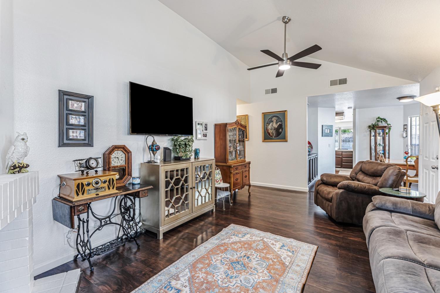Detail Gallery Image 11 of 35 For 7415 Fireweed Cir, Citrus Heights,  CA 95610 - 3 Beds | 2 Baths