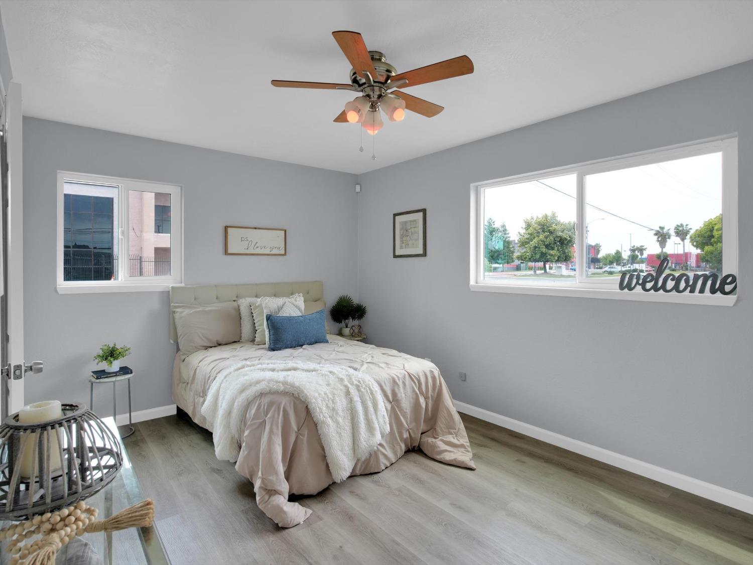 Pine Street, Manteca, California image 22