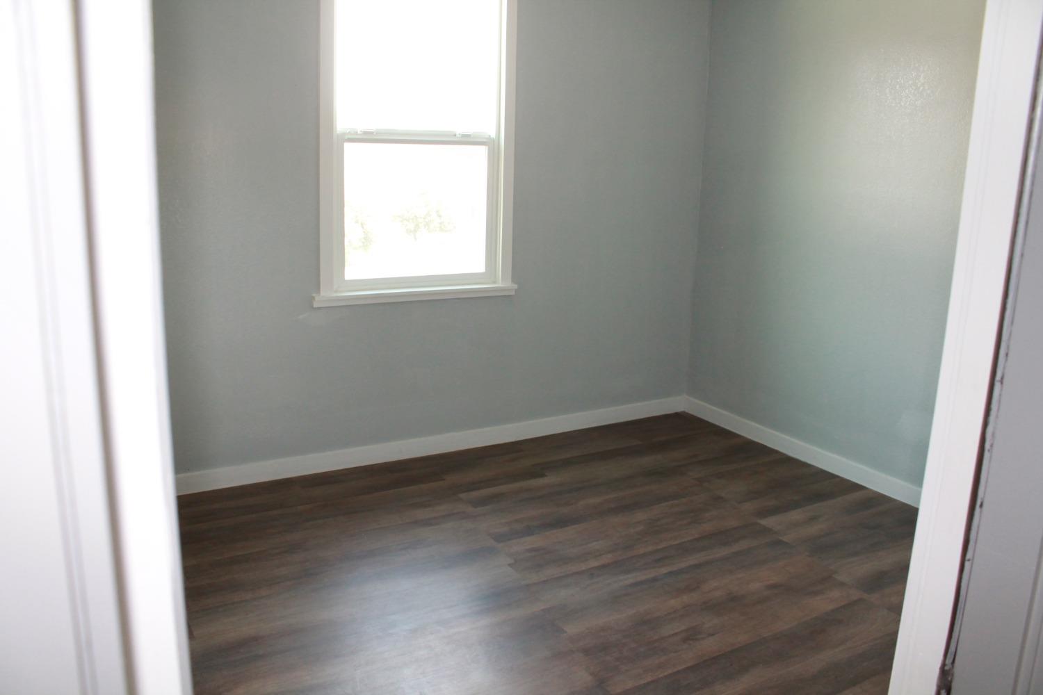 Detail Gallery Image 16 of 30 For 28 S American St, Stockton,  CA 95202 - – Beds | – Baths