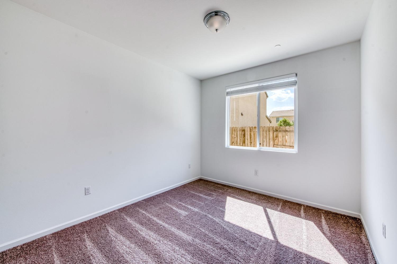 Detail Gallery Image 24 of 47 For 2785 N Schneider Ave, Fresno,  CA 93737 - 4 Beds | 3 Baths
