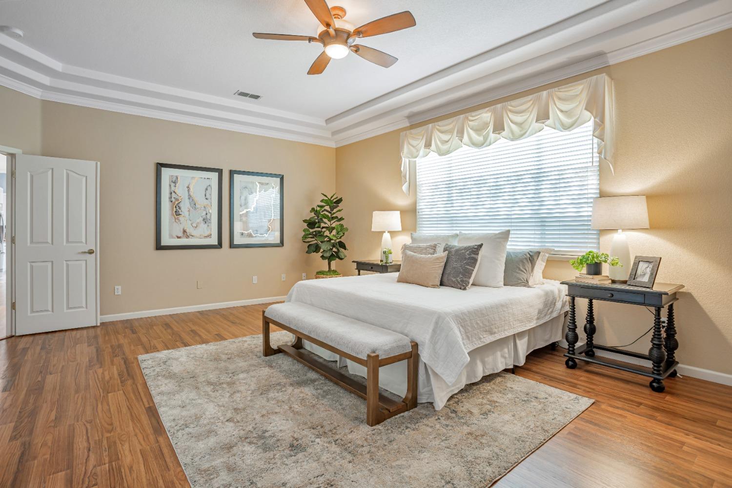 Detail Gallery Image 16 of 26 For 9505 Emerald Cove Ln, Elk Grove,  CA 95758 - 3 Beds | 2 Baths