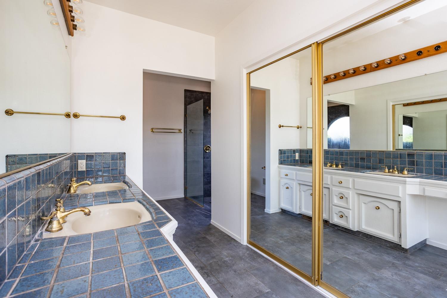 Detail Gallery Image 20 of 40 For 8711 Shoemake Ave, Modesto,  CA 95358 - 4 Beds | 4 Baths