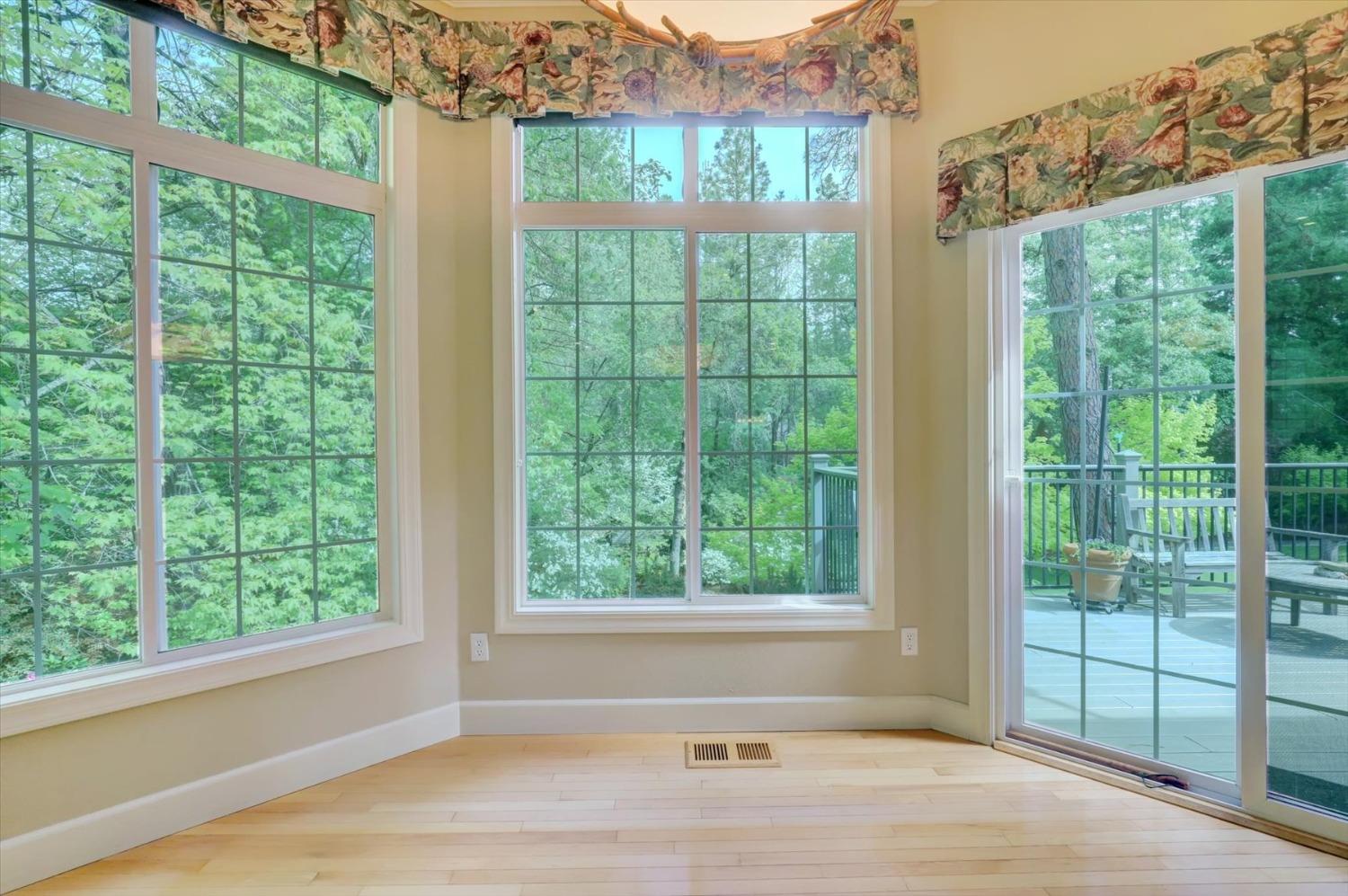 Detail Gallery Image 30 of 99 For 12857 Chatsworth Ln, Grass Valley,  CA 95945 - 4 Beds | 4/1 Baths
