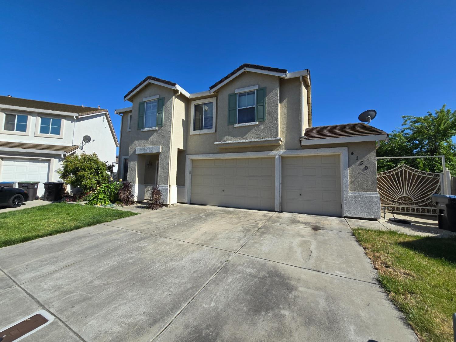 Detail Gallery Image 2 of 57 For 4150 Degas Ct, Stockton,  CA 95206 - 3 Beds | 2/1 Baths