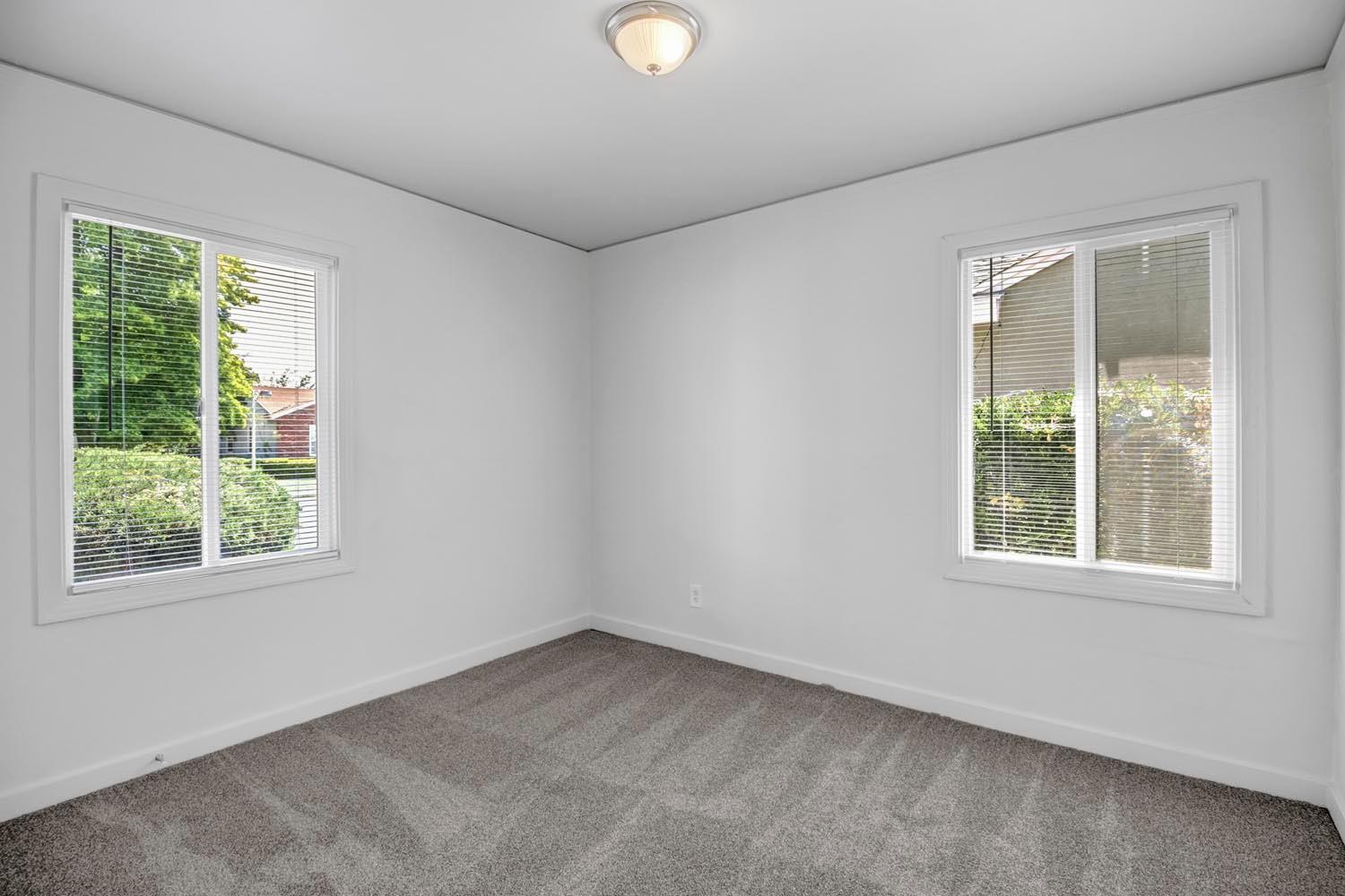 Detail Gallery Image 33 of 44 For 5720 Ortega St, Sacramento,  CA 95824 - 3 Beds | 2 Baths