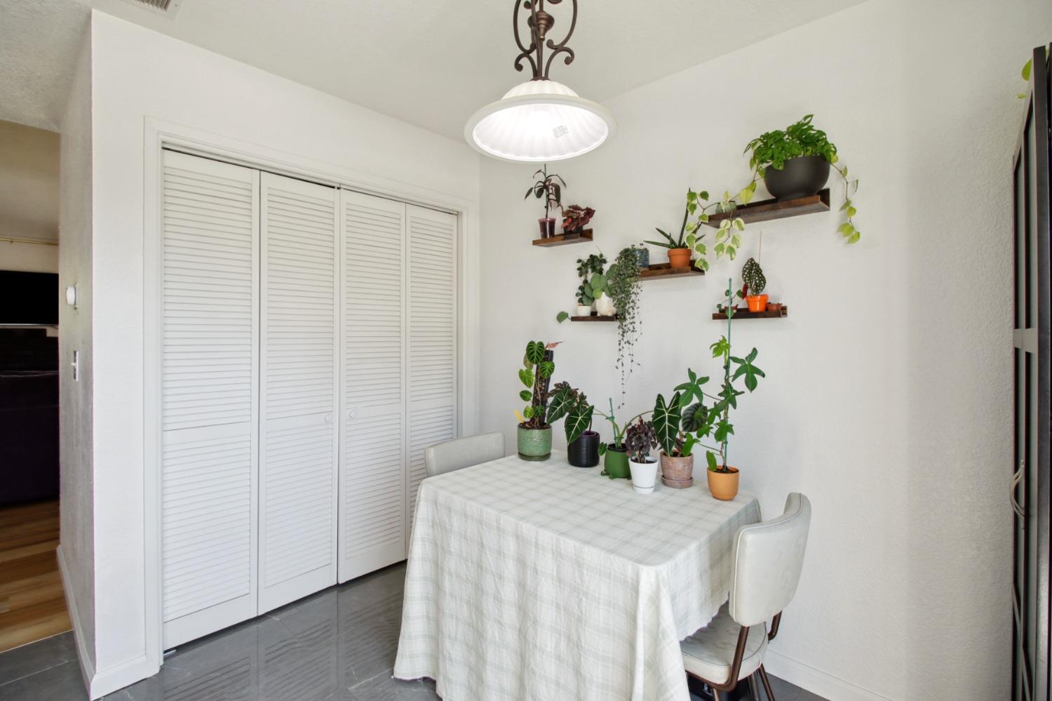Photo #15: 225057795 Listing: Photo #15