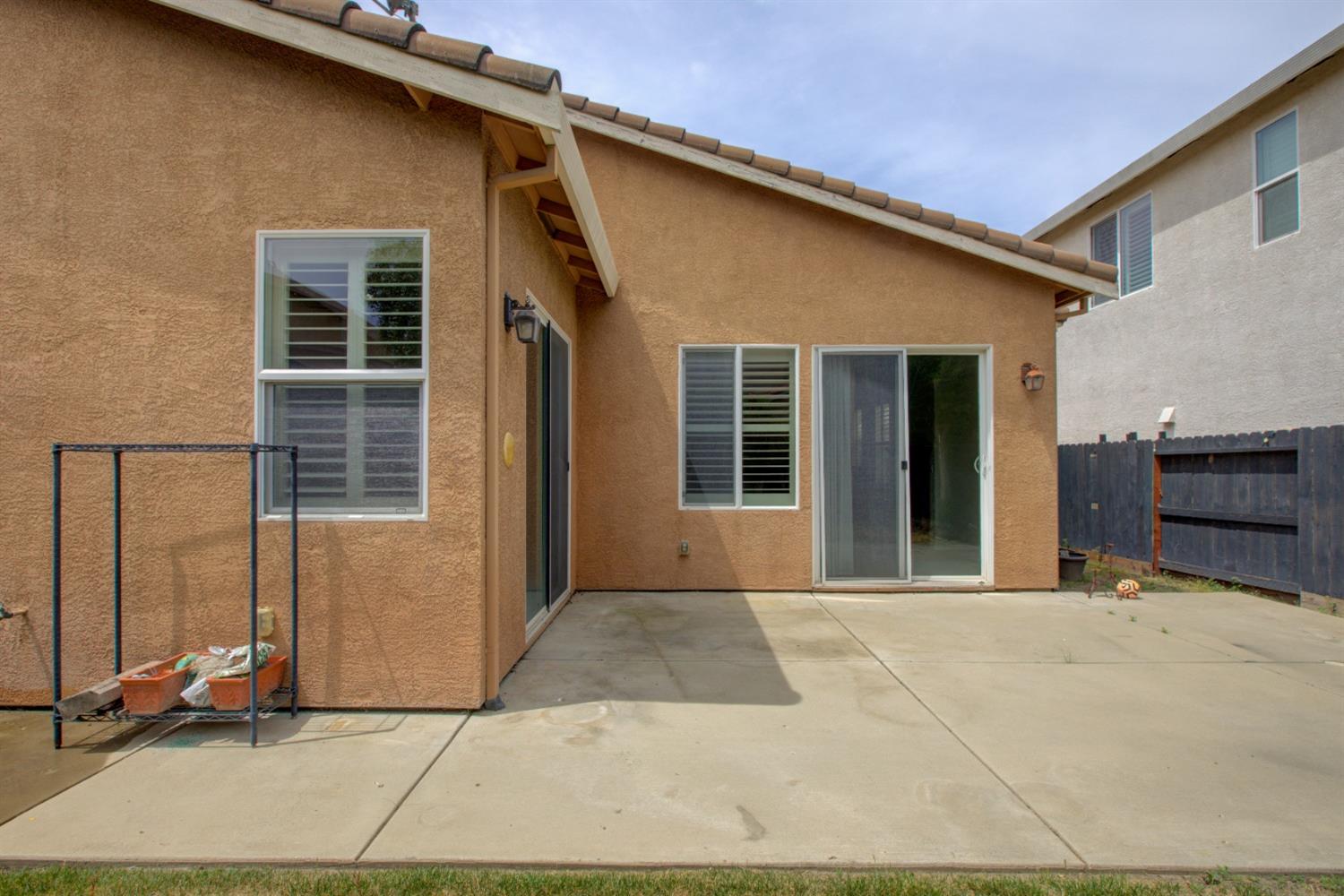 Detail Gallery Image 17 of 37 For 3804 Apple Blossom Ln, Turlock,  CA 95382 - 3 Beds | 2 Baths