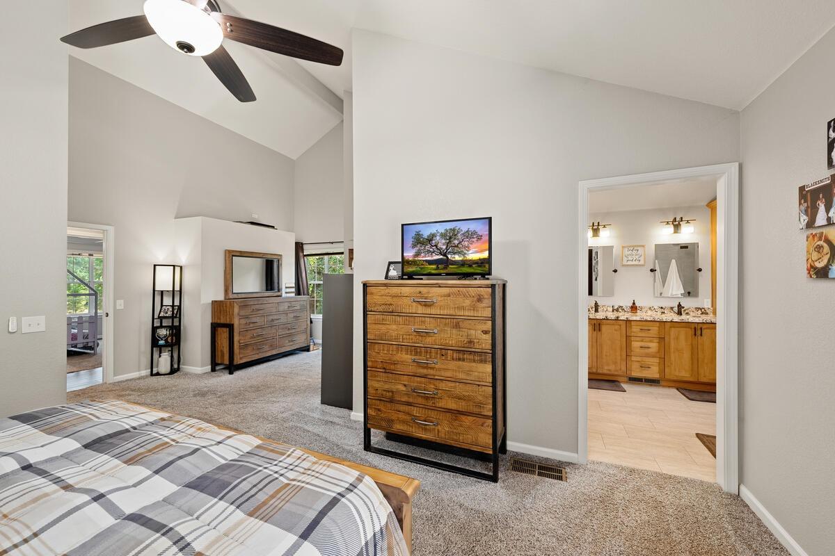 Detail Gallery Image 36 of 64 For 5844 Cold Springs Dr, Foresthill,  CA 95631 - 3 Beds | 3 Baths