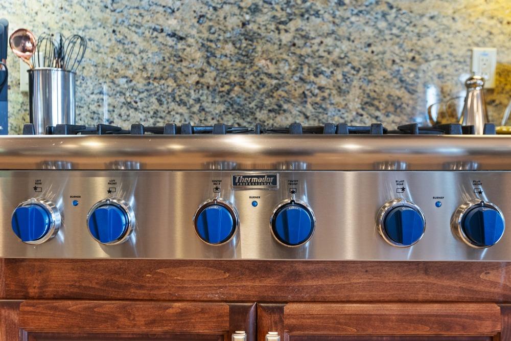 Detail Gallery Image 16 of 65 For 7543 Old Pear Hill Ln, Penryn,  CA 95663 - 5 Beds | 4/2 Baths