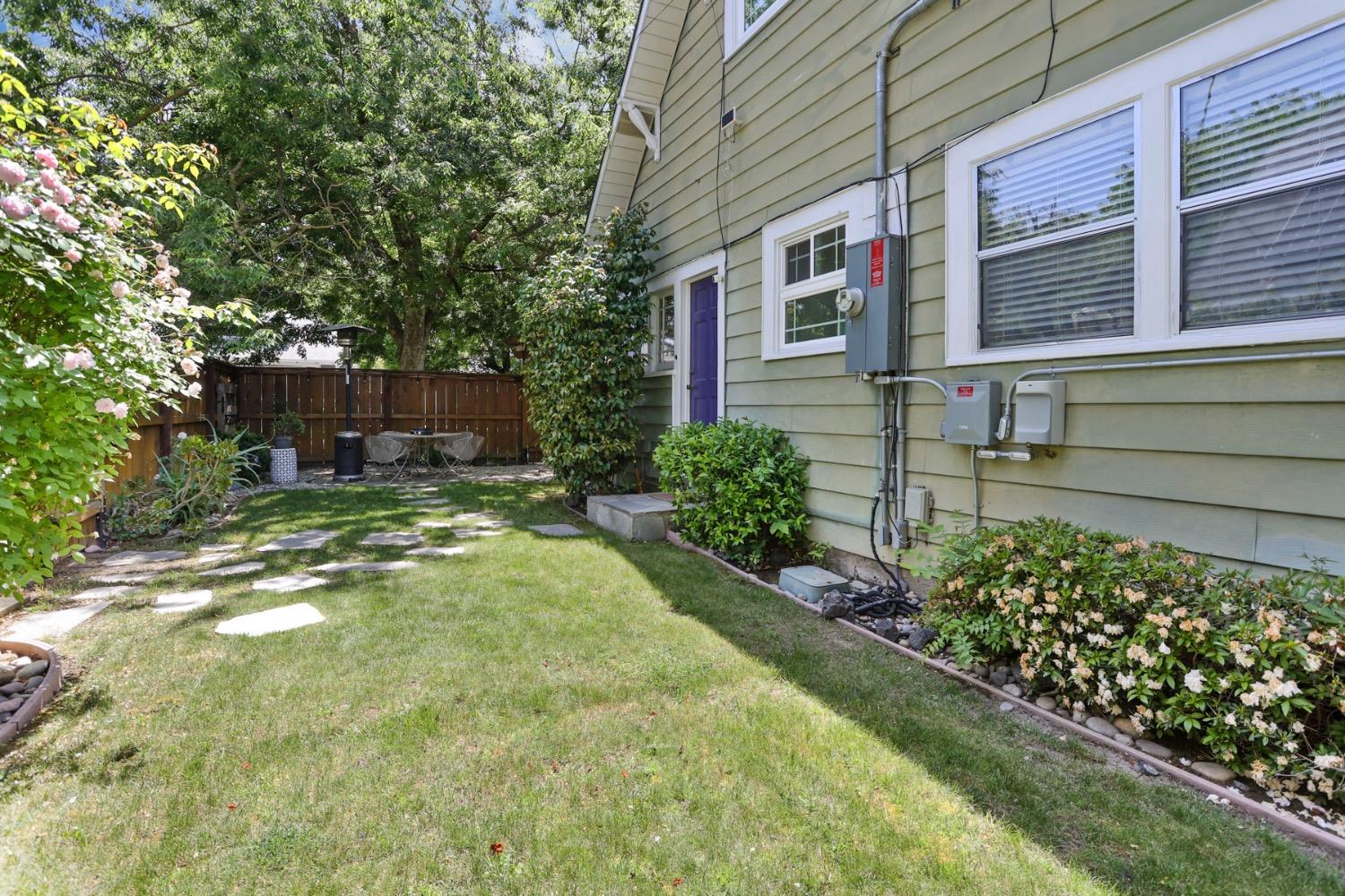 Detail Gallery Image 57 of 60 For 1004 N Stockton St, Stockton,  CA 95203 - 4 Beds | 3 Baths