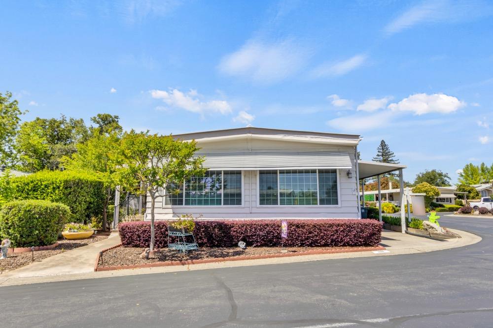 Detail Gallery Image 50 of 63 For 198 Shadowbrook Dr, Folsom,  CA 95630 - 2 Beds | 2 Baths
