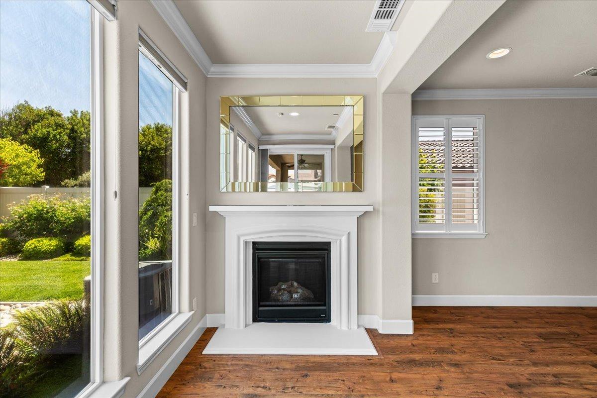 Detail Gallery Image 17 of 84 For 1377 Arbor Brook Dr, Manteca,  CA 95336 - 3 Beds | 2 Baths