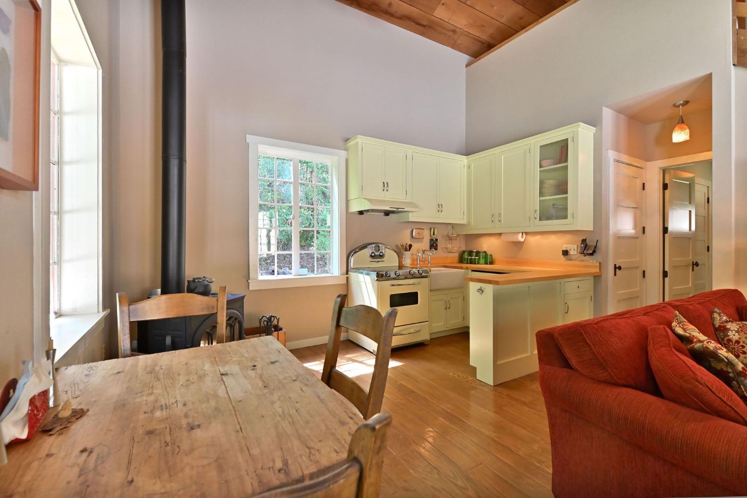 Detail Gallery Image 12 of 29 For 15435 Old Giannini Ranch Rd, Volcano,  CA 95685 - 1 Beds | 1 Baths