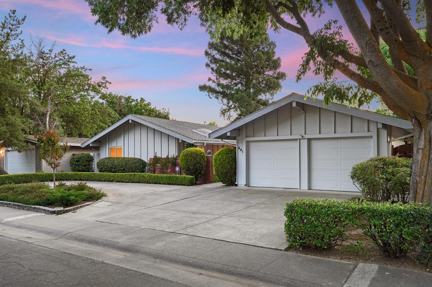 Cleveland Street, Davis, California image 2