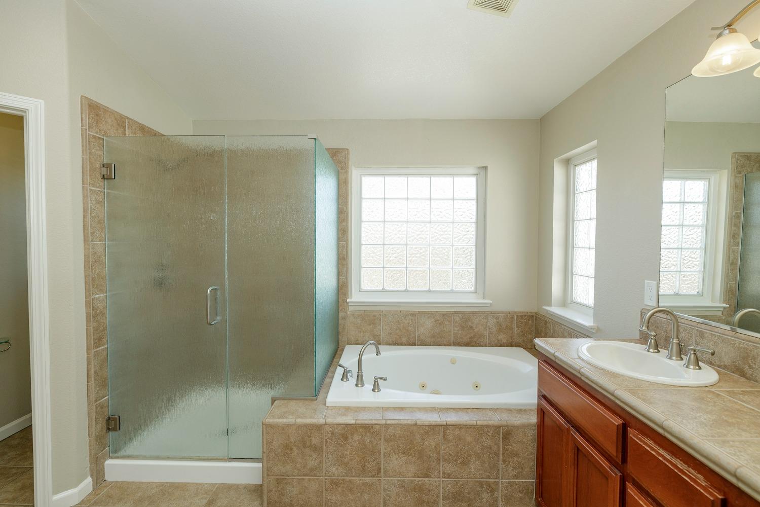 Detail Gallery Image 36 of 53 For 1466 Grand Oak Way, Oakdale,  CA 95361 - 5 Beds | 3 Baths