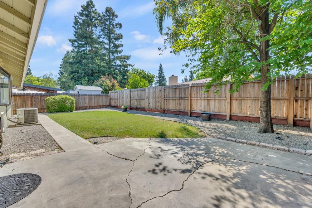 Detail Gallery Image 40 of 46 For 7008 Fall Way, Elk Grove,  CA 95758 - 3 Beds | 2 Baths