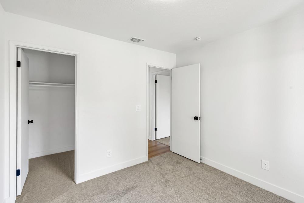 Detail Gallery Image 27 of 33 For 9049 Meadowsweet Way, Elk Grove,  CA 95624 - 4 Beds | 2 Baths