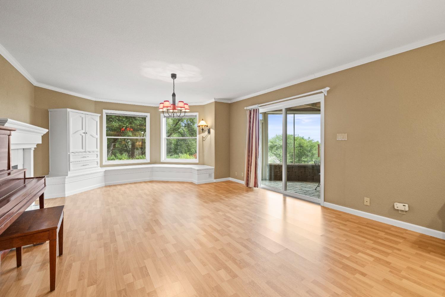 Detail Gallery Image 32 of 69 For 2060 Onion Flat, Cool,  CA 95614 - 4 Beds | 3 Baths