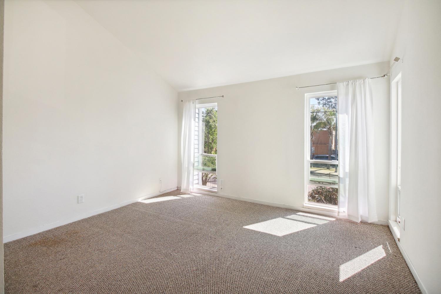 Photo #31: 225057692 Listing: Photo #31