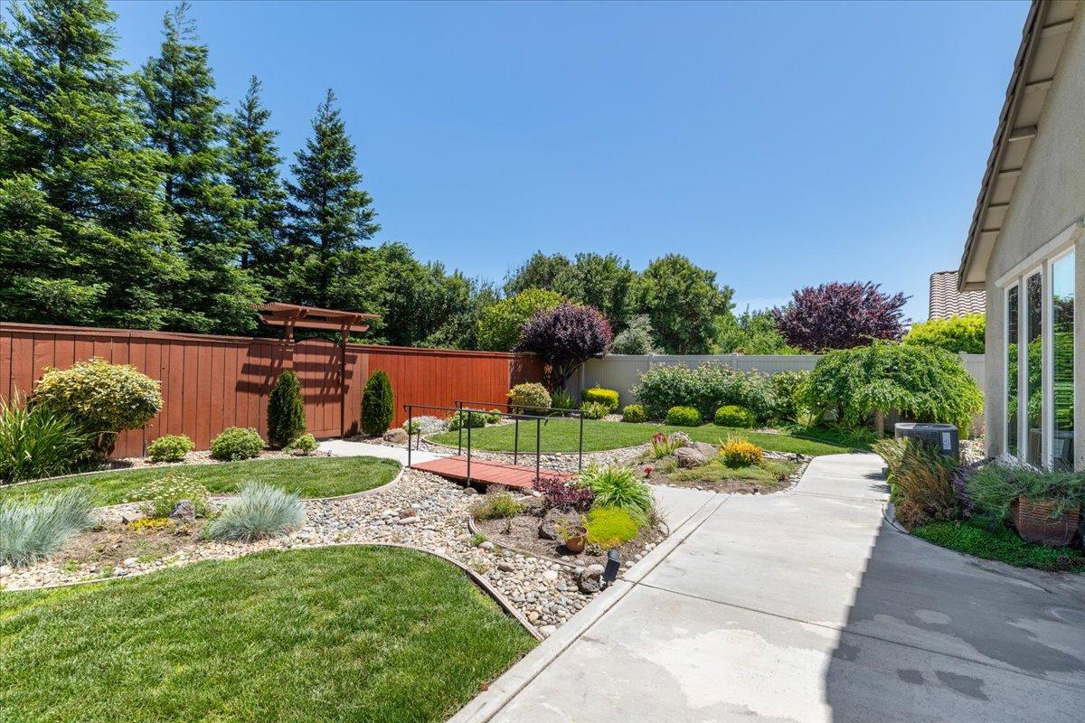 Detail Gallery Image 42 of 84 For 1377 Arbor Brook Dr, Manteca,  CA 95336 - 3 Beds | 2 Baths