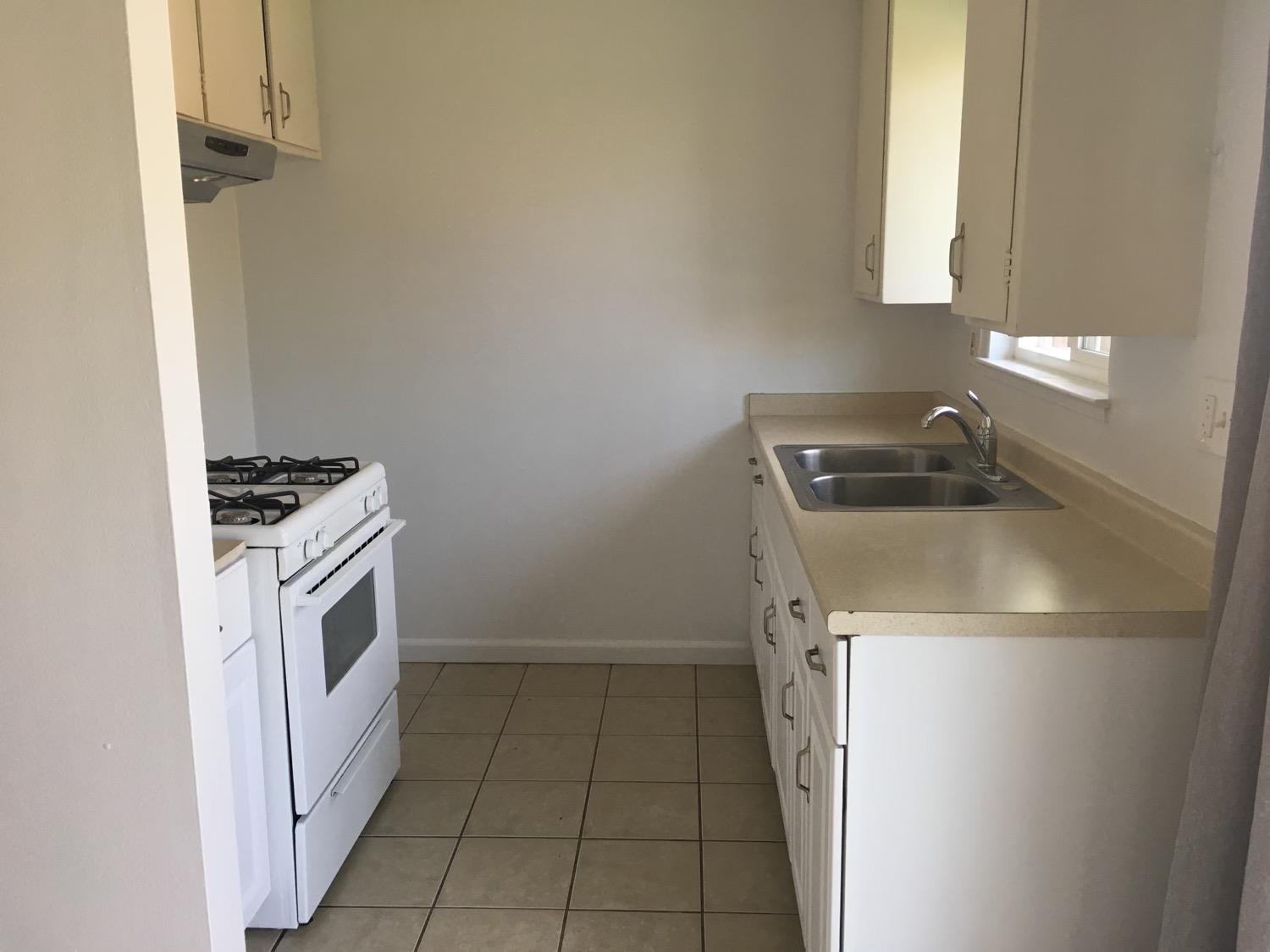 Detail Gallery Image 7 of 13 For 2109 Celeste Dr, Modesto,  CA 95355 - – Beds | – Baths