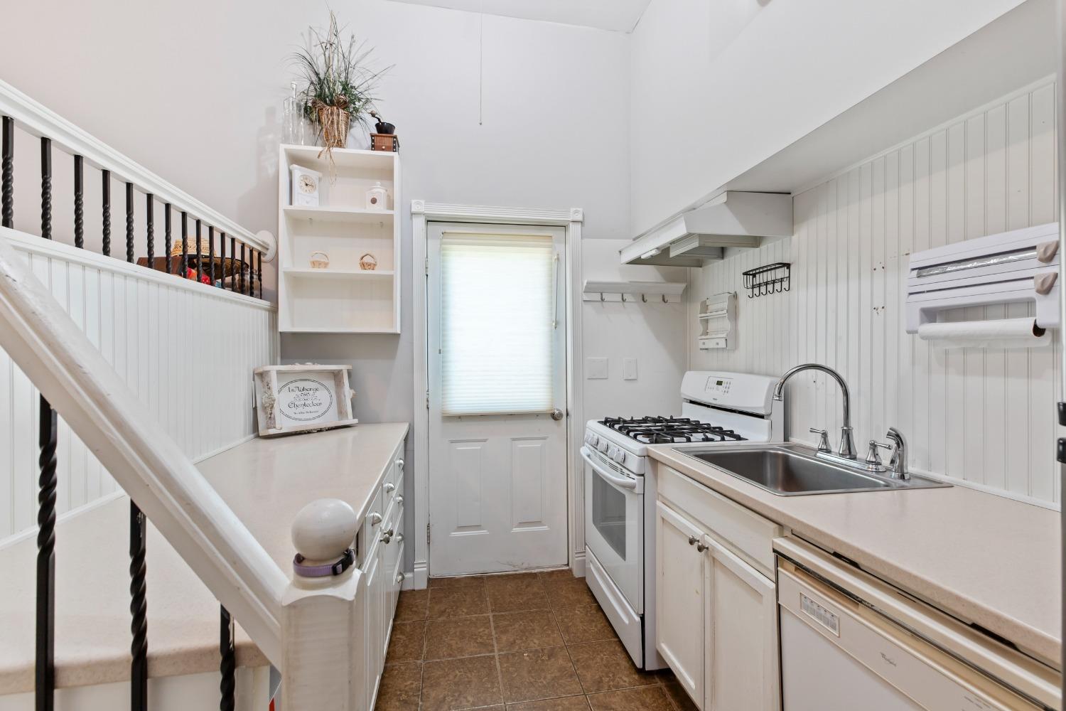 Detail Gallery Image 39 of 65 For 100 W Church Ln, Sonora,  CA 95370 - 4 Beds | 4 Baths