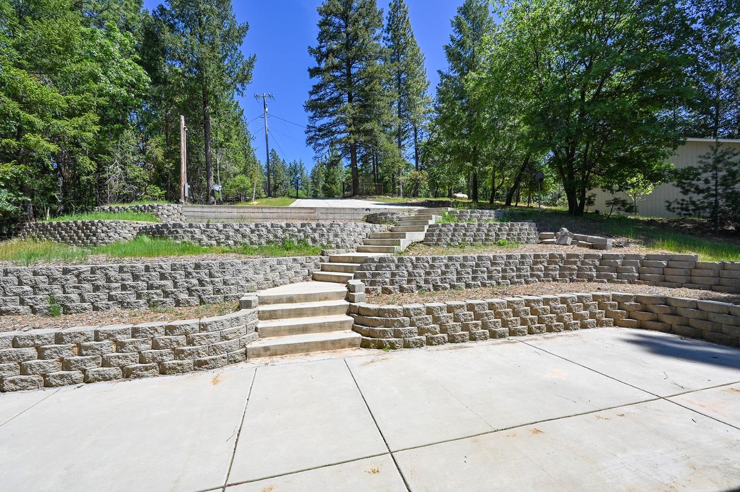 Buckeye Court, Placerville, California image 4