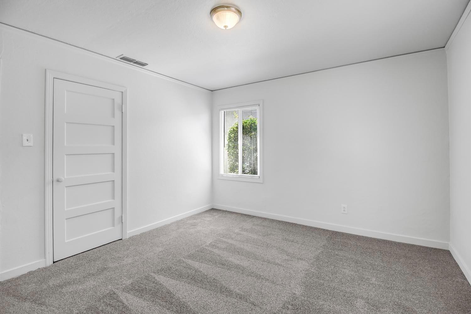 Detail Gallery Image 31 of 44 For 5720 Ortega St, Sacramento,  CA 95824 - 3 Beds | 2 Baths