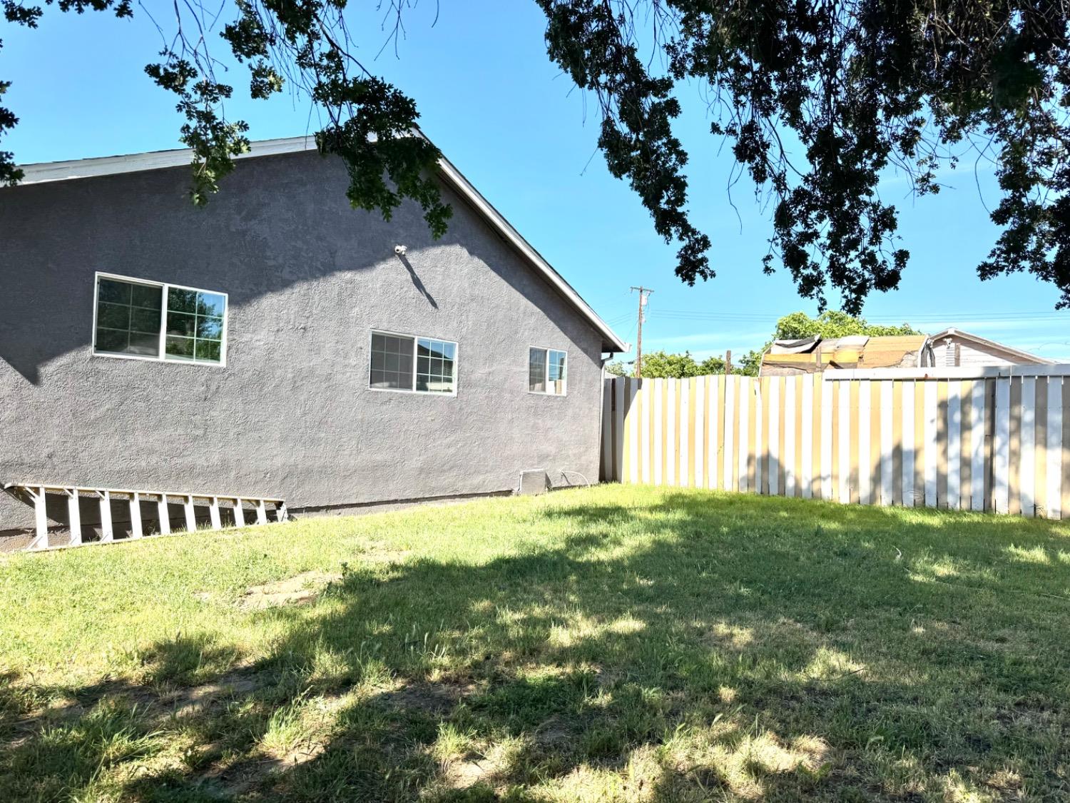 Detail Gallery Image 6 of 20 For 680 Ford Rd, Sacramento,  CA 95838 - – Beds | – Baths