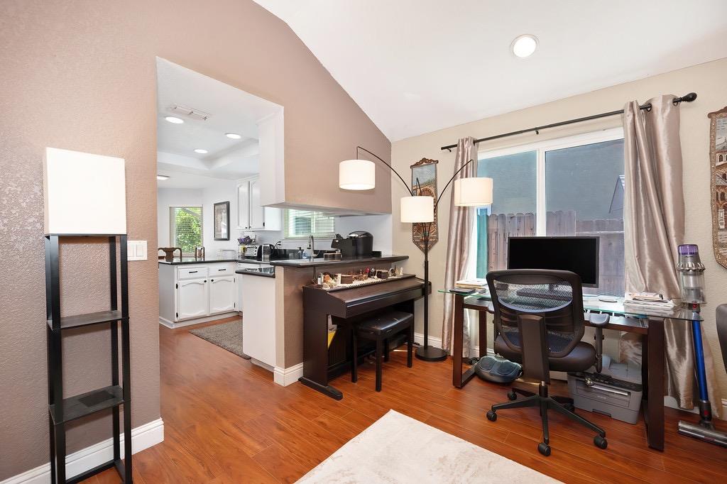 Detail Gallery Image 13 of 33 For 3928 Little Rock Dr, Antelope,  CA 95843 - 3 Beds | 2 Baths