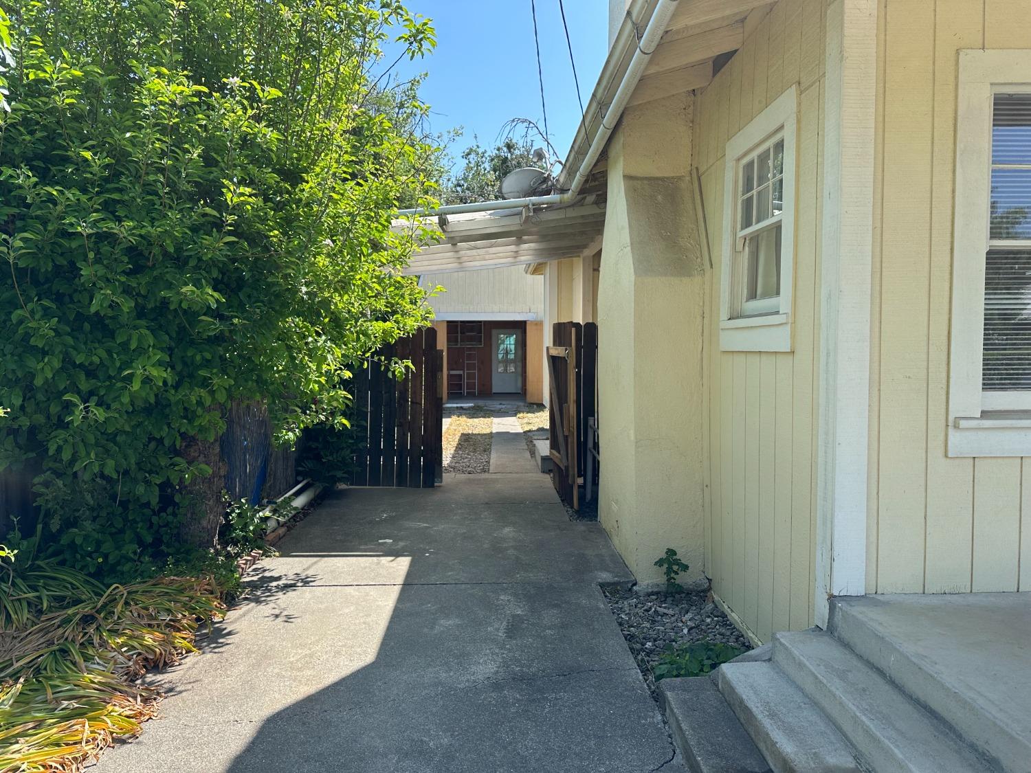 Detail Gallery Image 21 of 33 For 845 4th St, Woodland,  CA 95695 - 3 Beds | 1 Baths