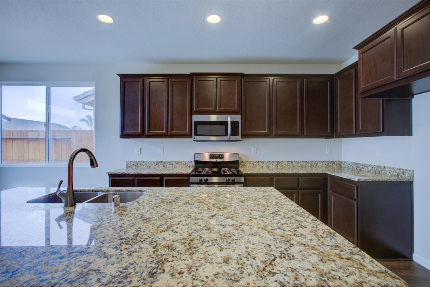 Detail Gallery Image 29 of 54 For 731 Big Ben Ct, Newman,  CA 95360 - 4 Beds | 2 Baths