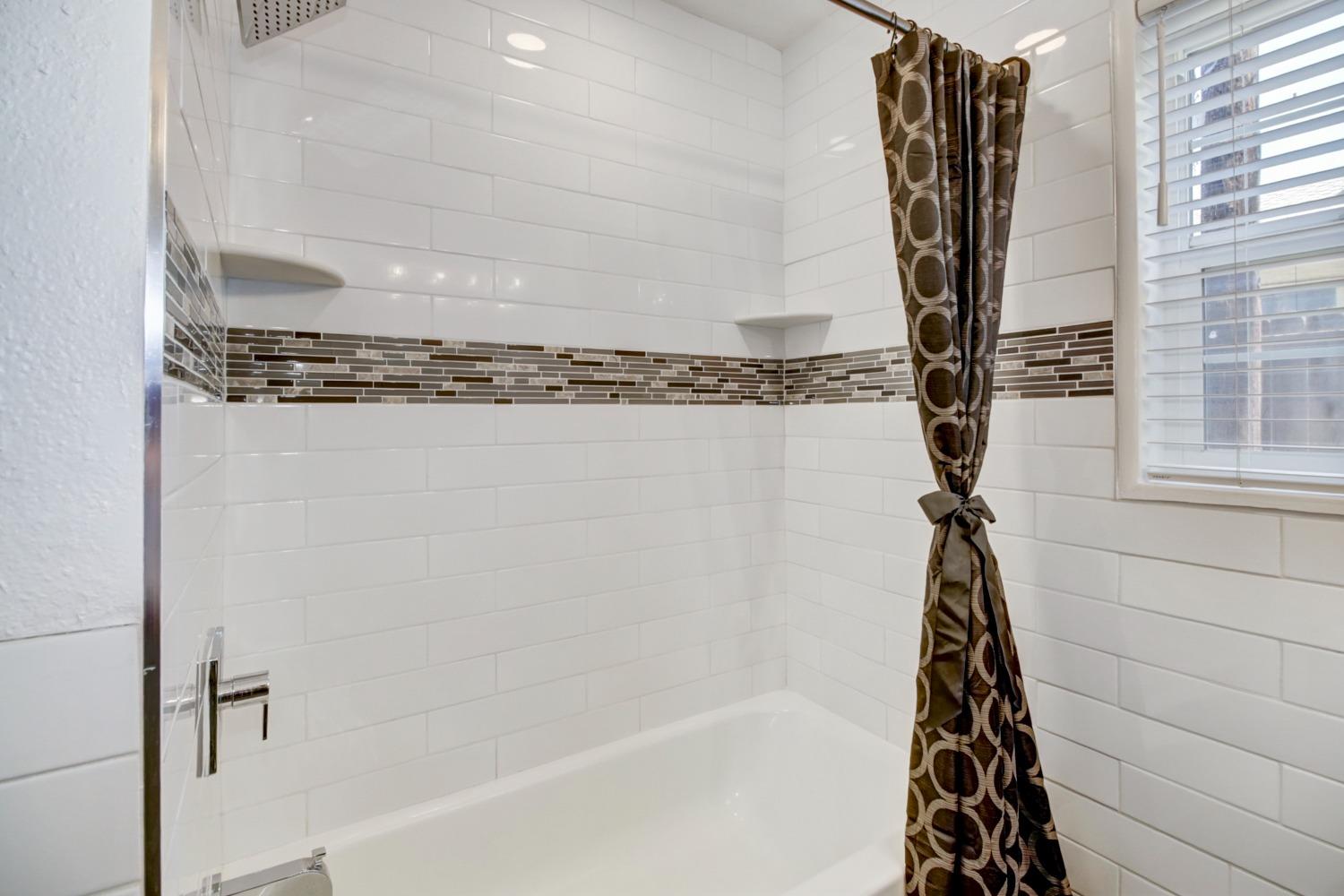 Detail Gallery Image 30 of 50 For 2920 Maison Way, Sacramento,  CA 95864 - 3 Beds | 1 Baths