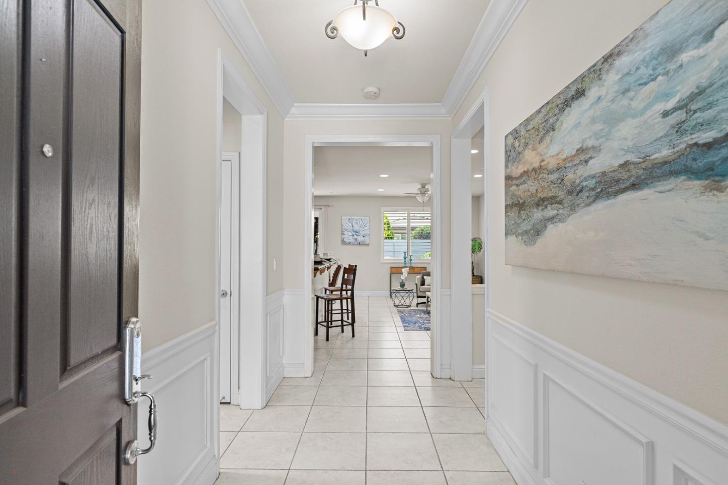 Detail Gallery Image 6 of 77 For 2387 Rose Briar Pl, Manteca,  CA 95336 - 2 Beds | 2 Baths
