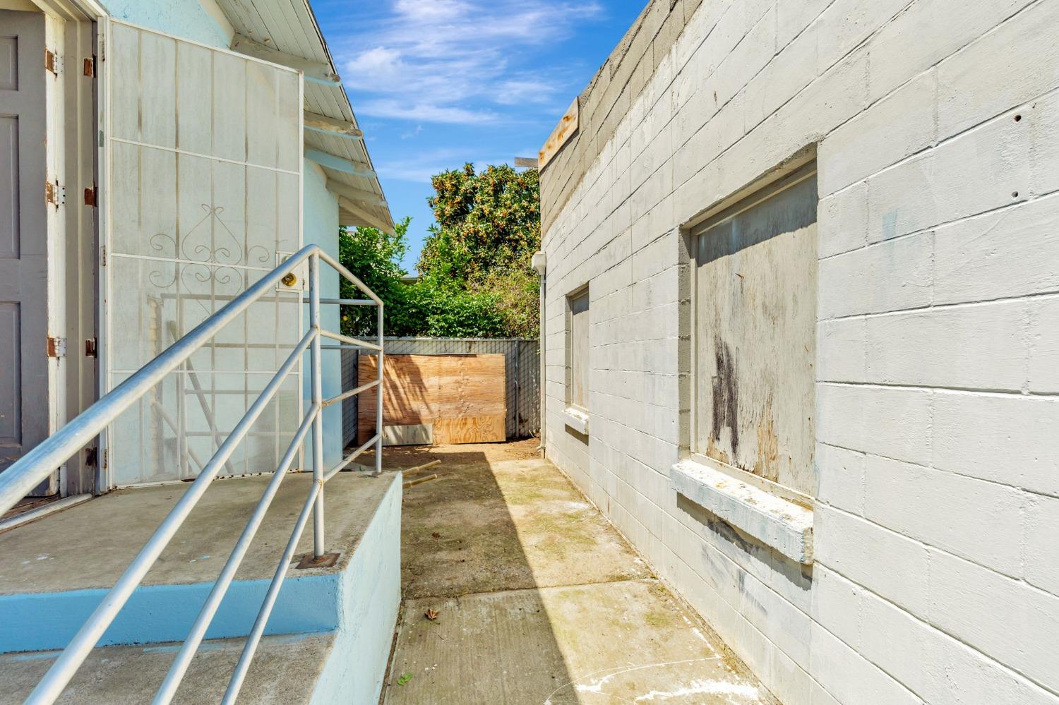 Detail Gallery Image 31 of 42 For 522 K St, Los Banos,  CA 93635 - 3 Beds | 1 Baths