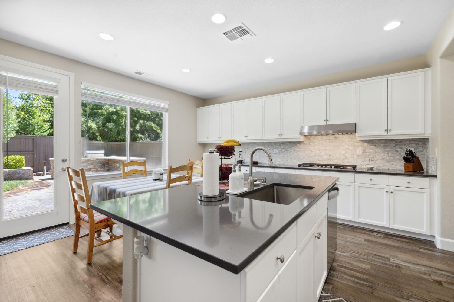 Murcia Way, El Dorado Hills, California image 14