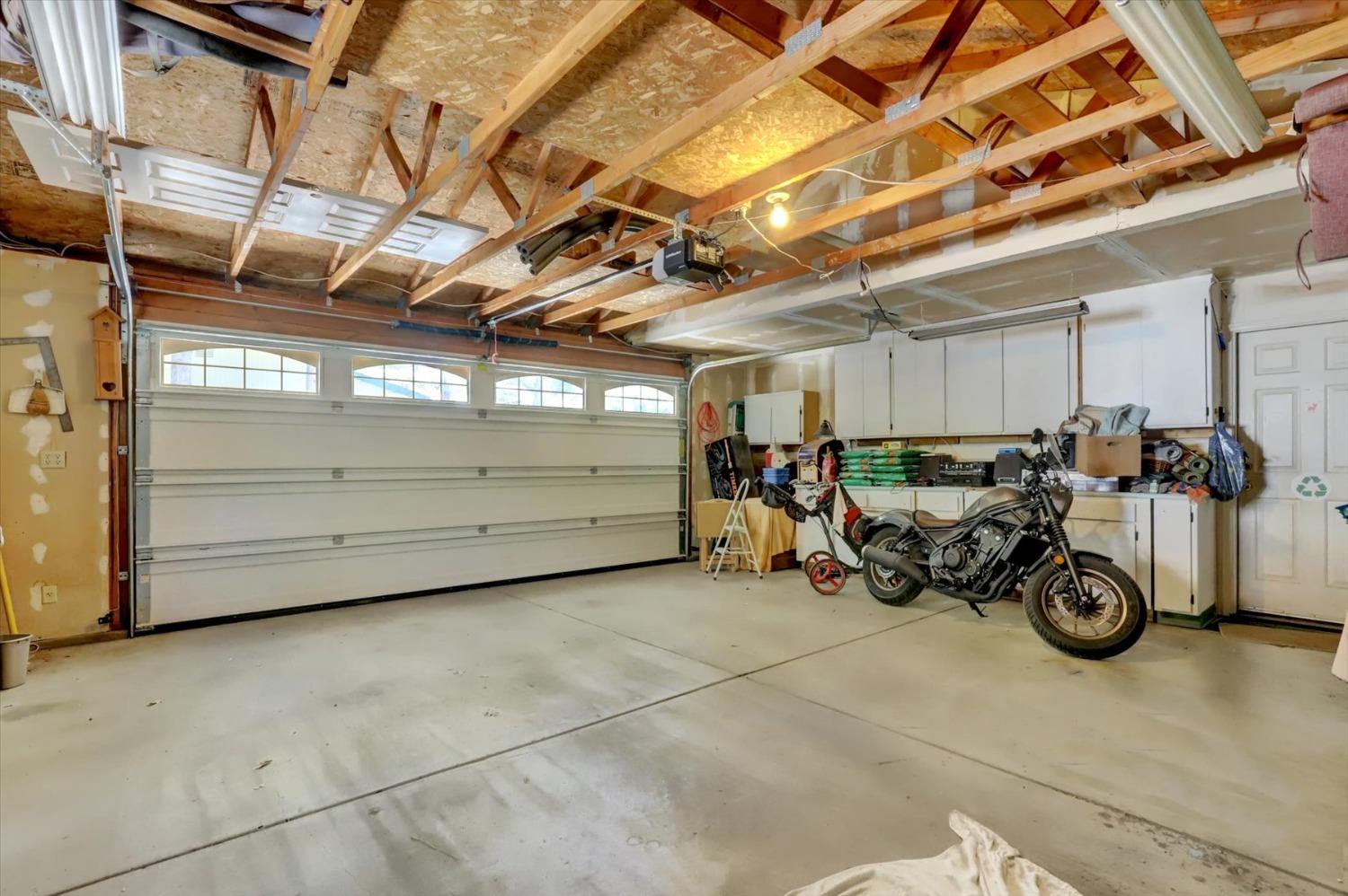 June Drive, Grass Valley, California image 27
