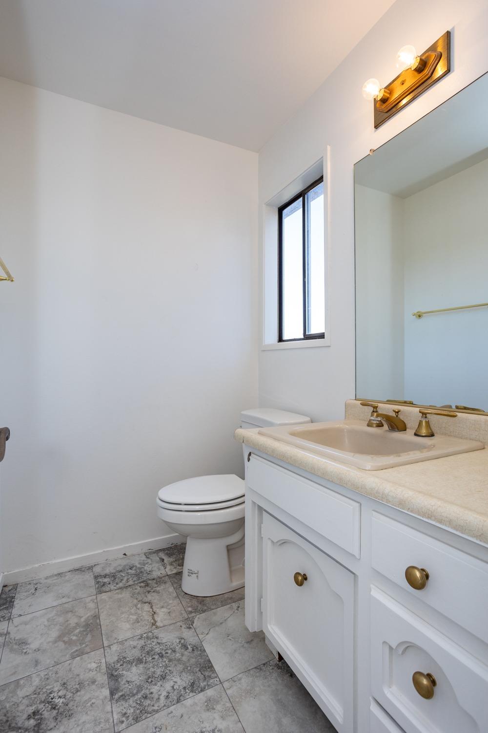 Detail Gallery Image 21 of 40 For 8711 Shoemake Ave, Modesto,  CA 95358 - 4 Beds | 4 Baths