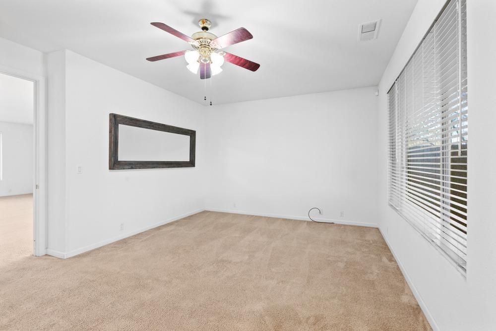 Detail Gallery Image 16 of 56 For 9608 Golf Course Ln, Elk Grove,  CA 95758 - 2 Beds | 2 Baths