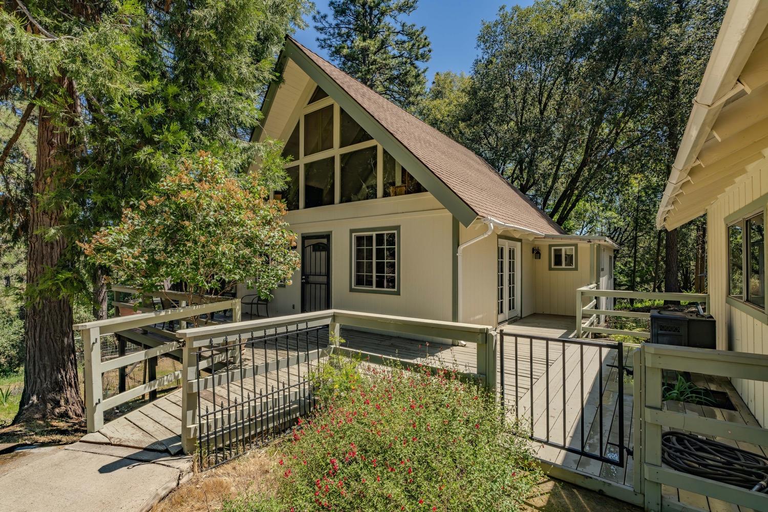 Detail Gallery Image 1 of 42 For 14178 Marc Dr, Pine Grove,  CA 95665 - 3 Beds | 1/1 Baths