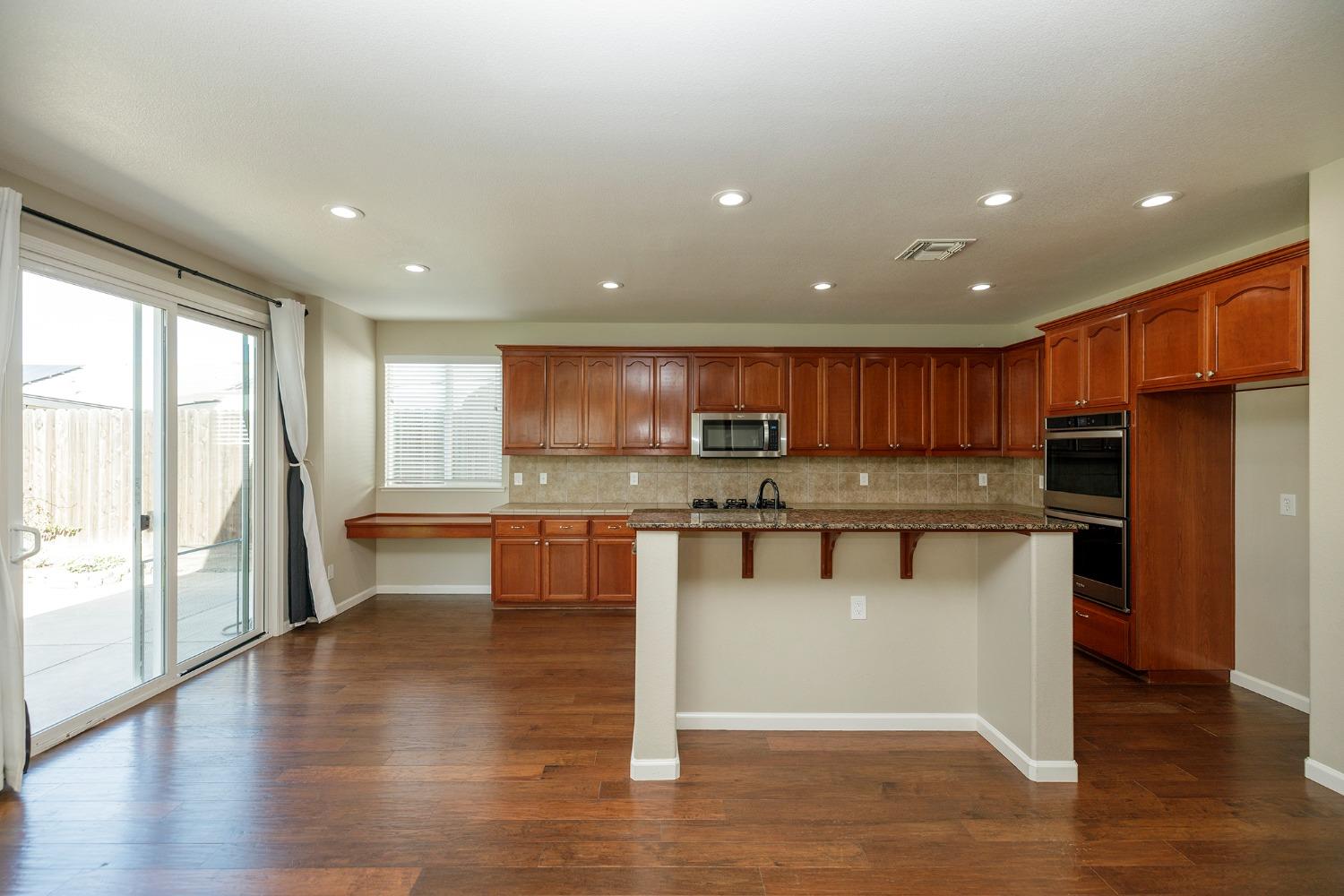Detail Gallery Image 18 of 53 For 1466 Grand Oak Way, Oakdale,  CA 95361 - 5 Beds | 3 Baths