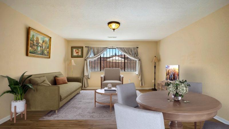 Detail Gallery Image 11 of 42 For 8770 Superb Cir, Elk Grove,  CA 95624 - 3 Beds | 2 Baths