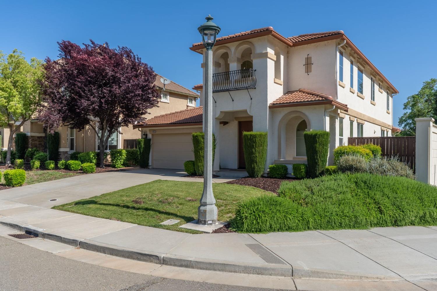 Detail Gallery Image 3 of 44 For 9015 Tee Box Ct, Patterson,  CA 95363 - 4 Beds | 3/1 Baths