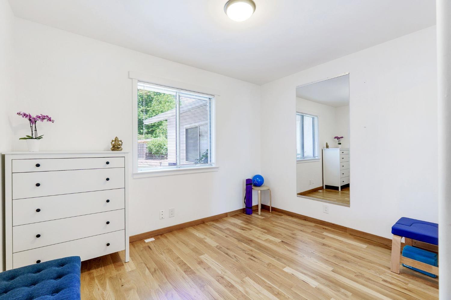 Detail Gallery Image 23 of 30 For 2821 Loyola Dr, Davis,  CA 95618 - 3 Beds | 2 Baths