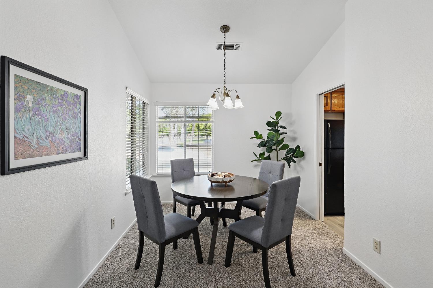 Detail Gallery Image 12 of 44 For 624 Rensselaer, Merced,  CA 95348 - 3 Beds | 2 Baths