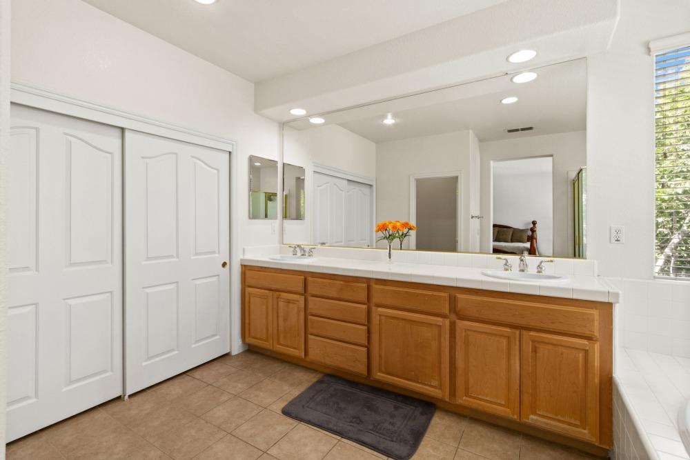 Detail Gallery Image 17 of 38 For 2501 Mabry Dr, Sacramento,  CA 95835 - 4 Beds | 3 Baths