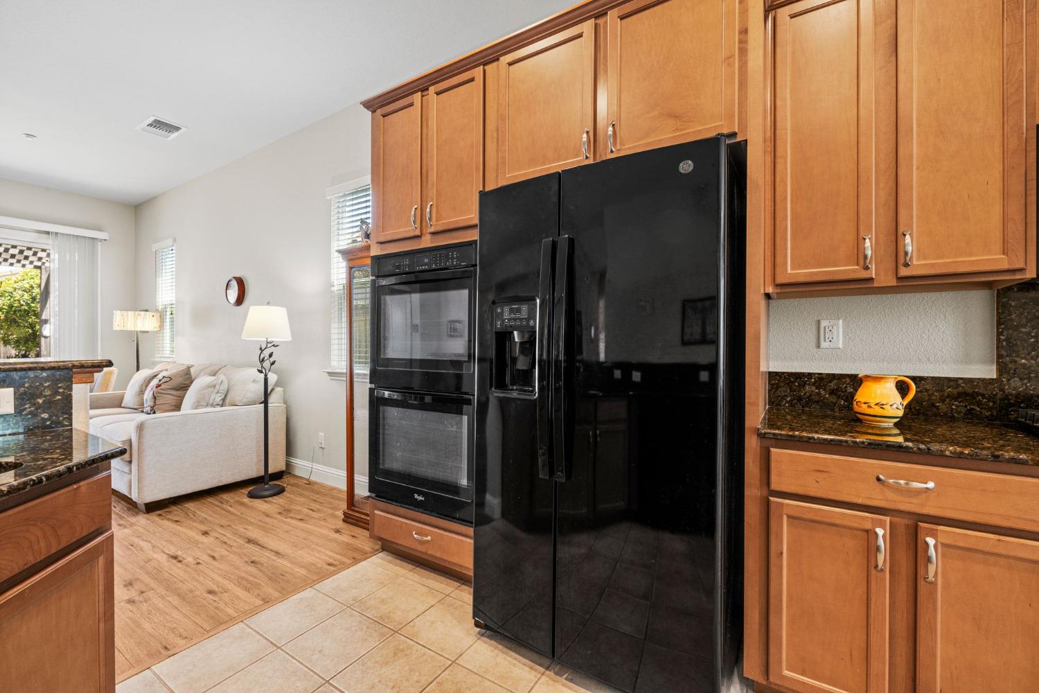 Detail Gallery Image 6 of 54 For 2081 Abby Gate Dr, Roseville,  CA 95747 - 3 Beds | 2 Baths