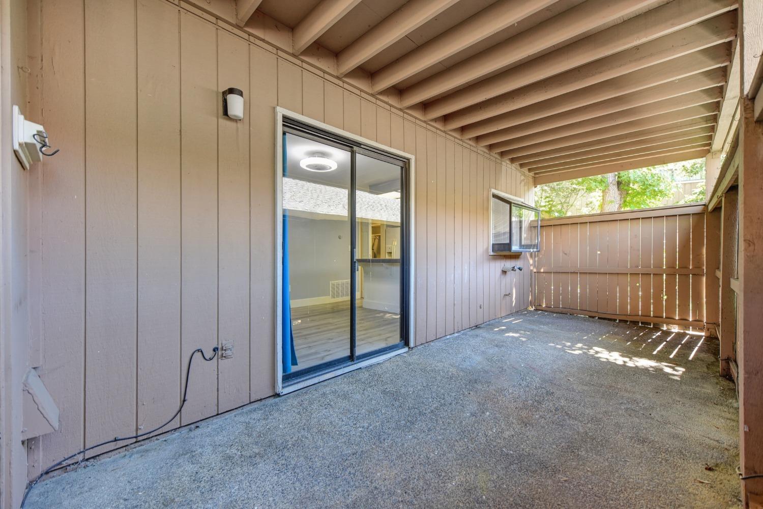 Photo #19: 225058589 Listing: Photo #19