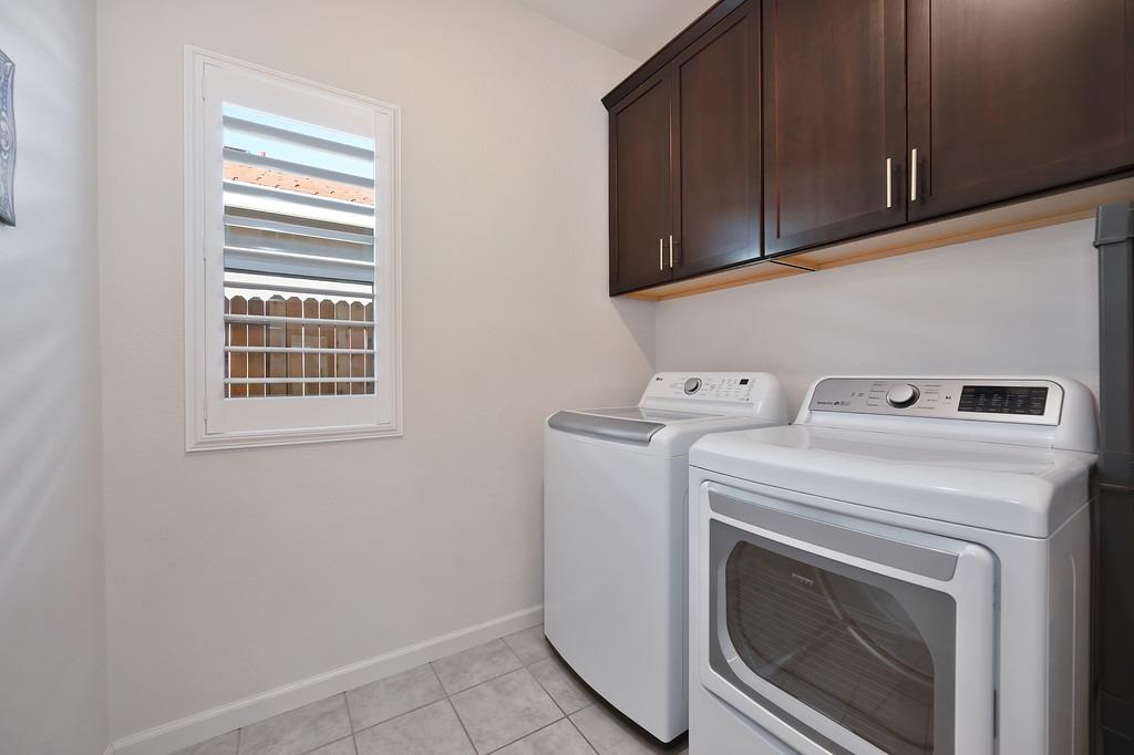 Detail Gallery Image 41 of 61 For 7517 Sobon Ln, Rancho Murieta,  CA 95683 - 4 Beds | 2/1 Baths