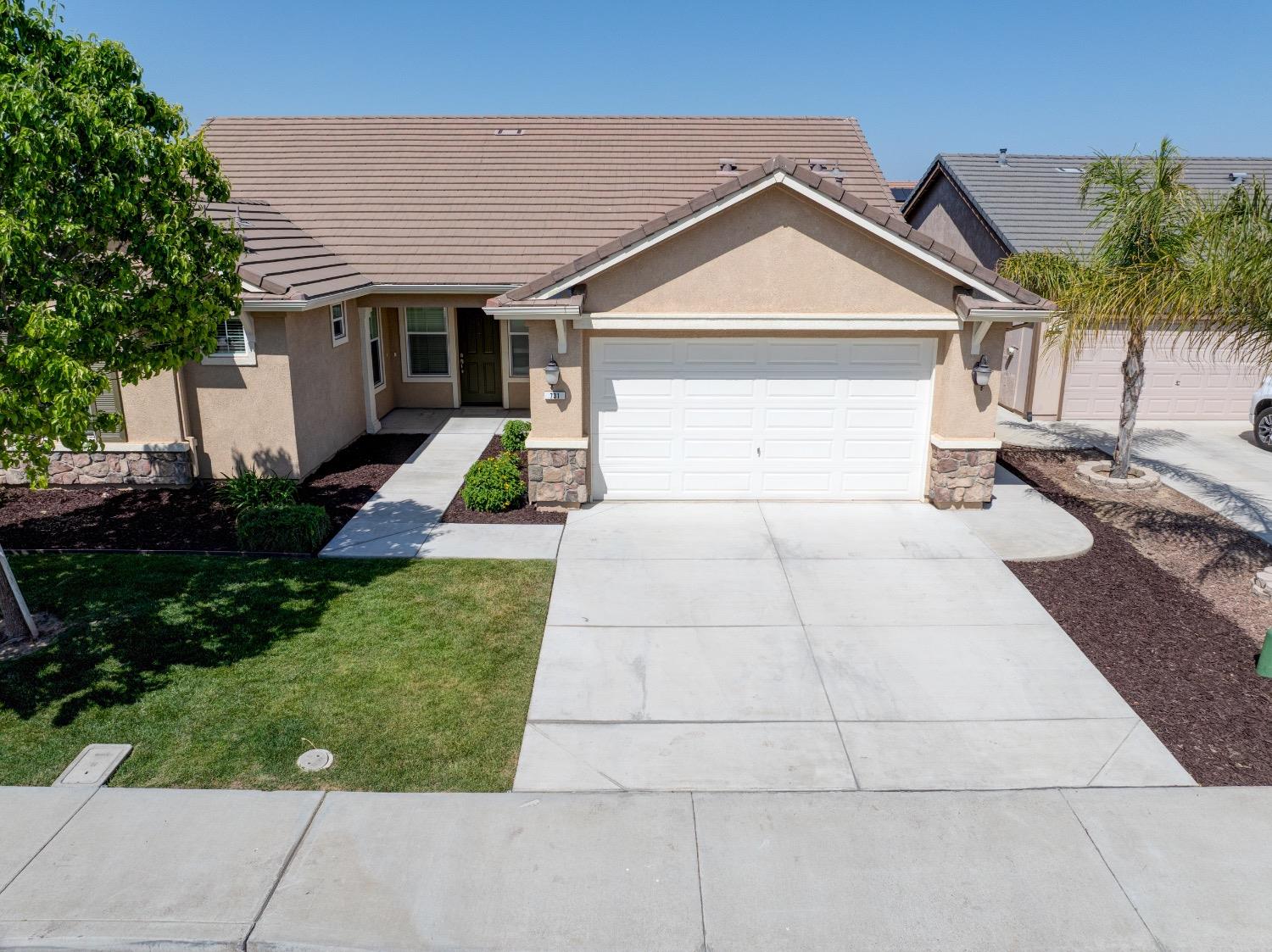 Detail Gallery Image 6 of 54 For 731 Big Ben Ct, Newman,  CA 95360 - 4 Beds | 2 Baths